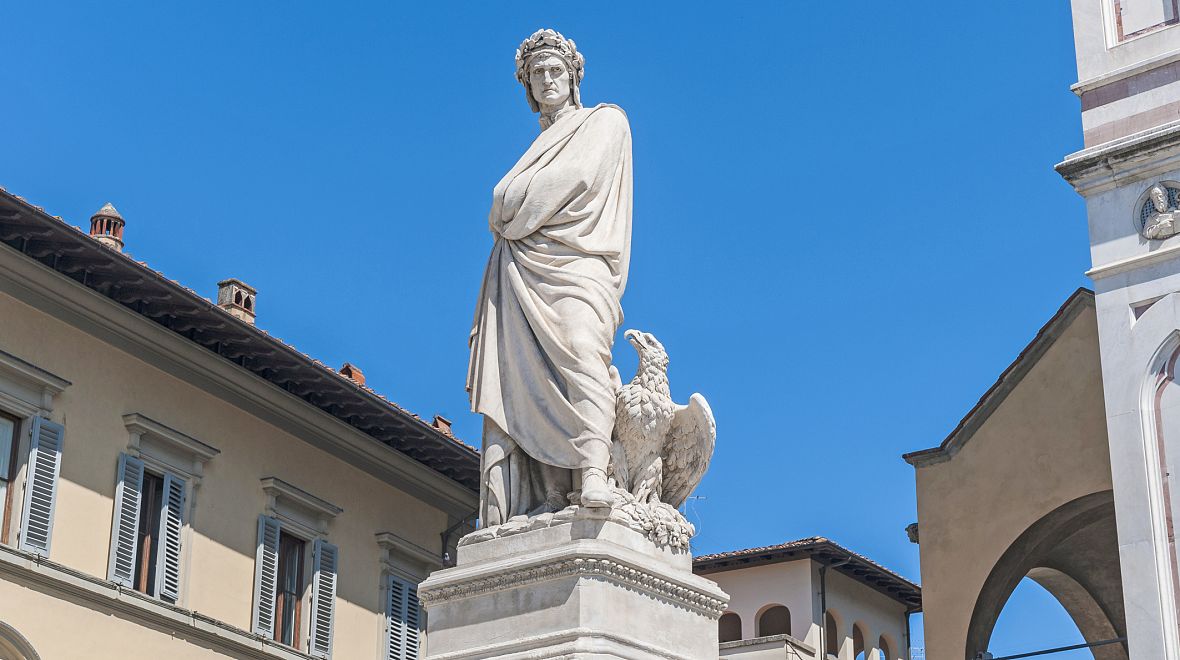 Socha Dante Alighieriho ve Florencii