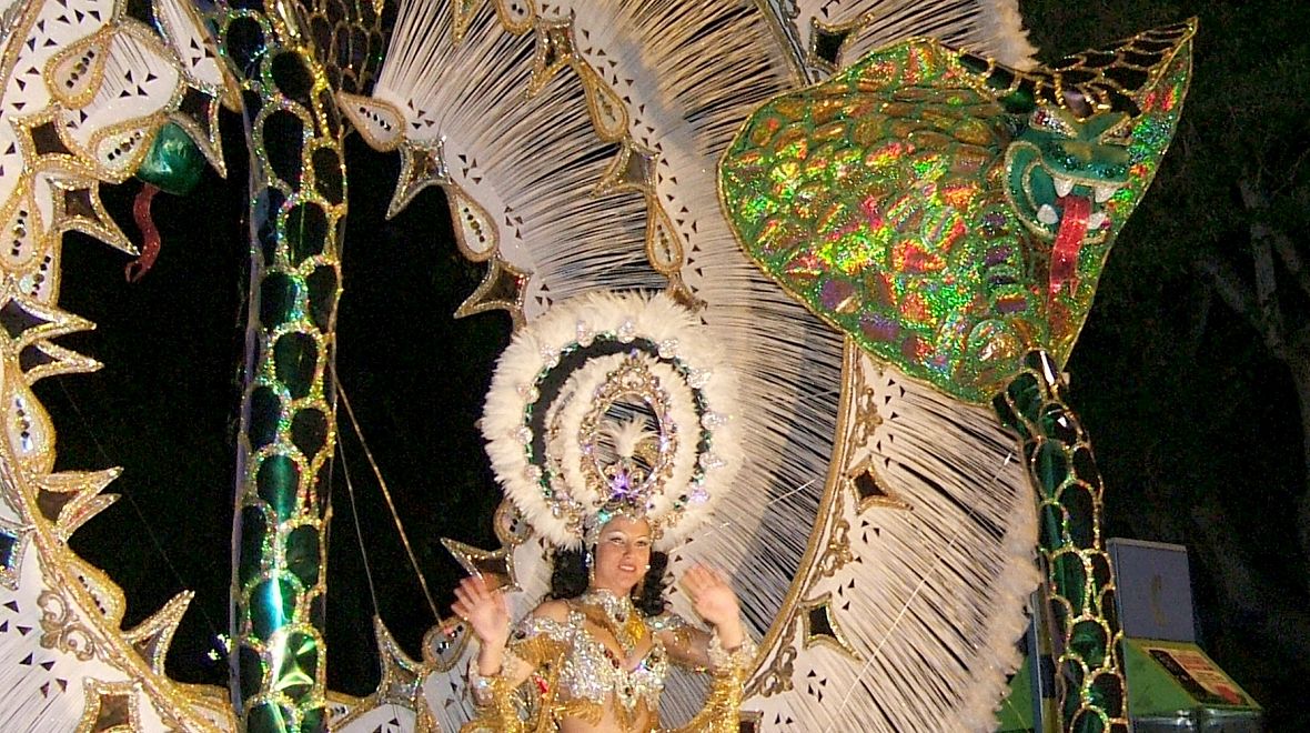 Karneval se vyrovnává tomu v Riu de Janeiru