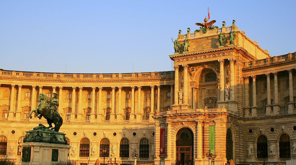 Neue Burg – velkolepé křídlo vídeňského Hofburgu
