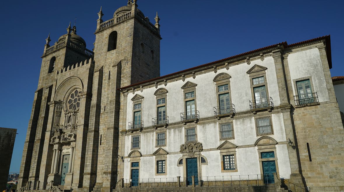 Katedrála v Portu, kde pouť začíná