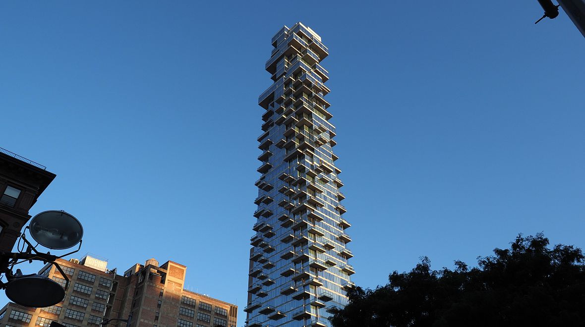 Mrakodrap v luxusní a oblíbené čtvrti Tribeca