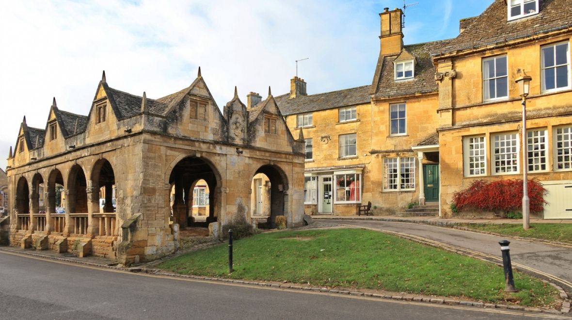 Kamenné tržiště uprostřed města