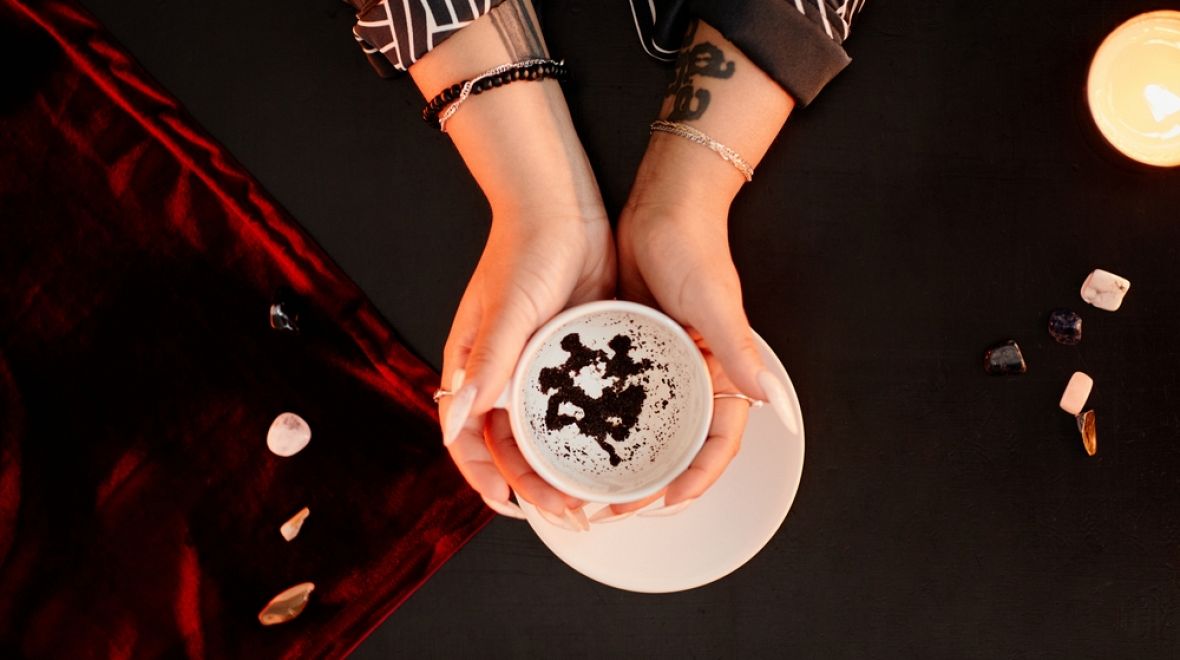 Zkuste si čtení z kávové sedliny