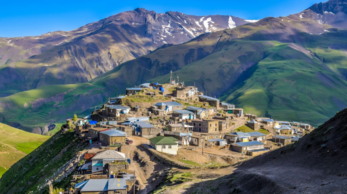 Země nabízí úchvatné výhledy na vesnice