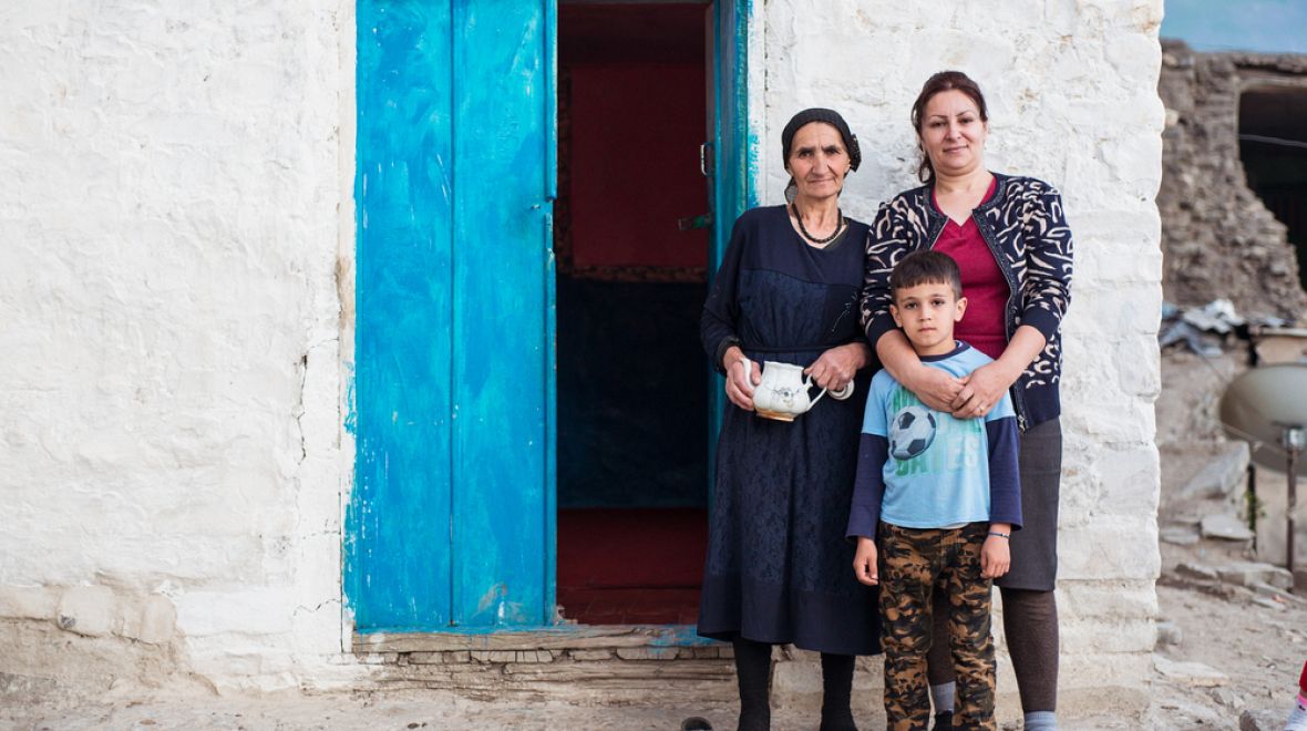 V klasických vesnických domech žije několik generací