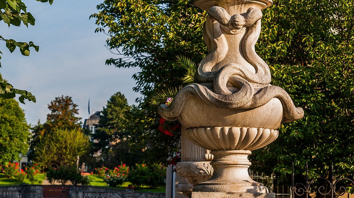 V roce 1606 nechal Wolf Dietrich vystavět palác nazvaný Altenau