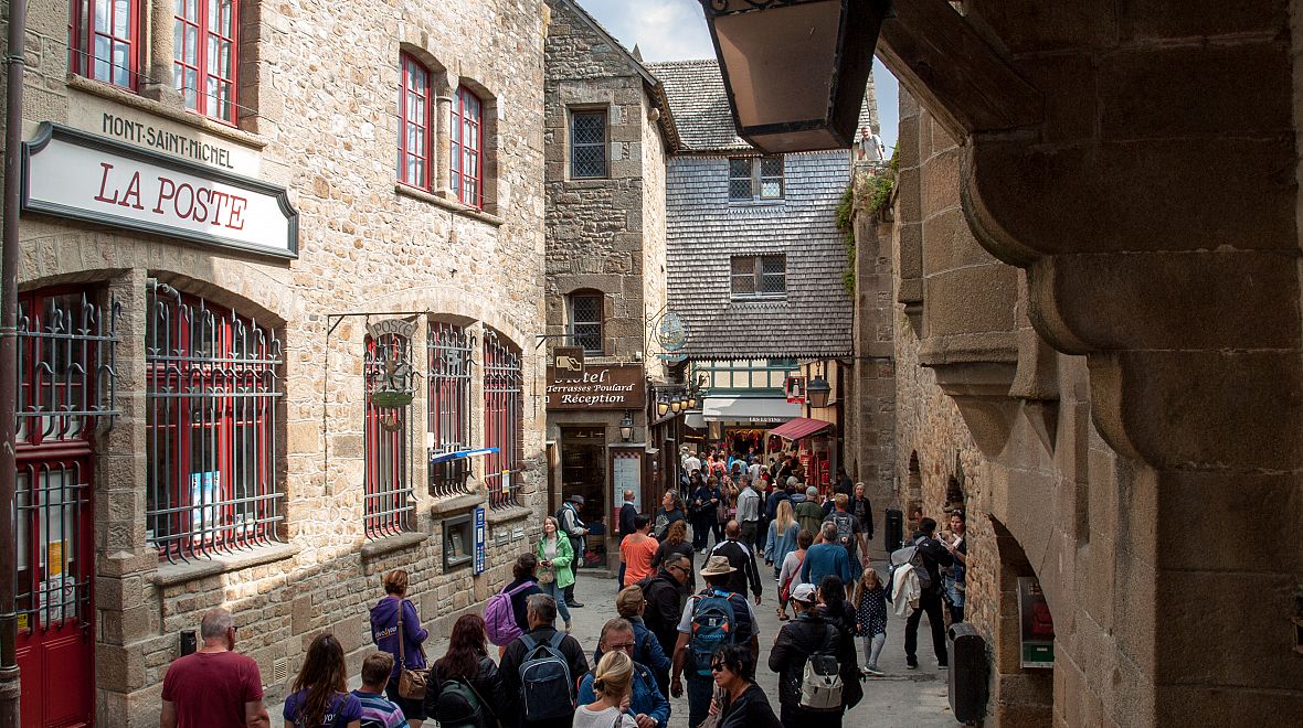 Hlavní ulice Grande Rue