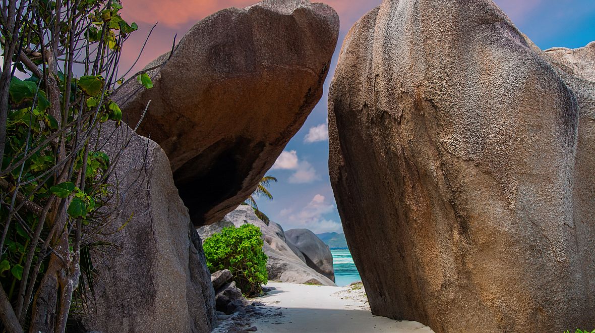 Ostrov můžete zkoumat na netradičních stezkách