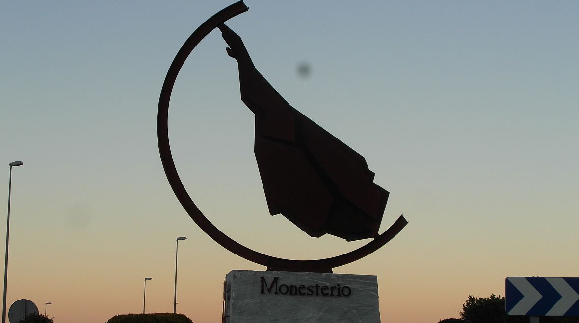 Monesterio - jedno z šunkových center v pohoří Sierra Morena v Andalusii