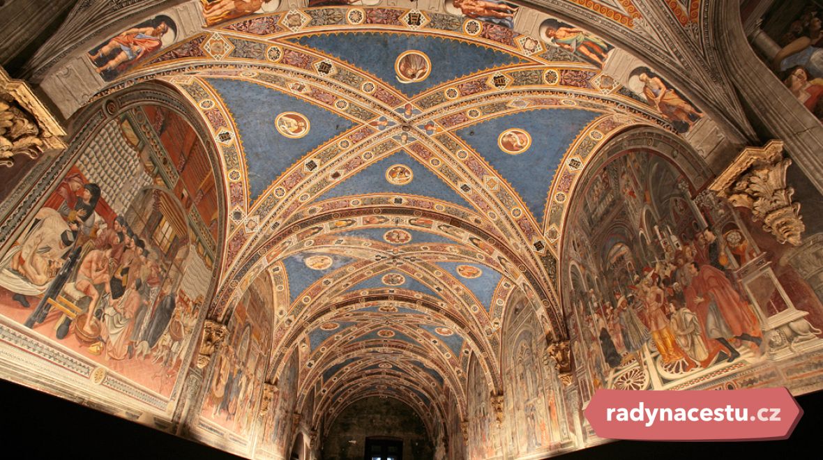 Pyšní mnoha nádhernými freskami a skvostnou interiérovou výzdobou