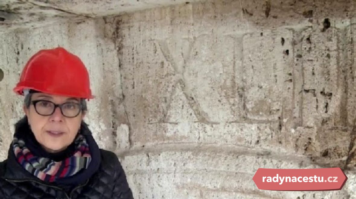 Koloseum odhalilo starodávné červené číslovky 