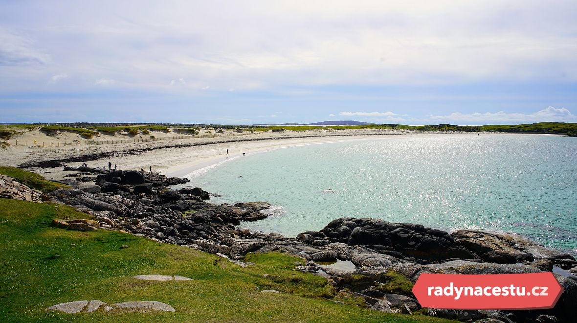 Dog's Bay Beach je ideální na procházku, kterou milují místní lidé