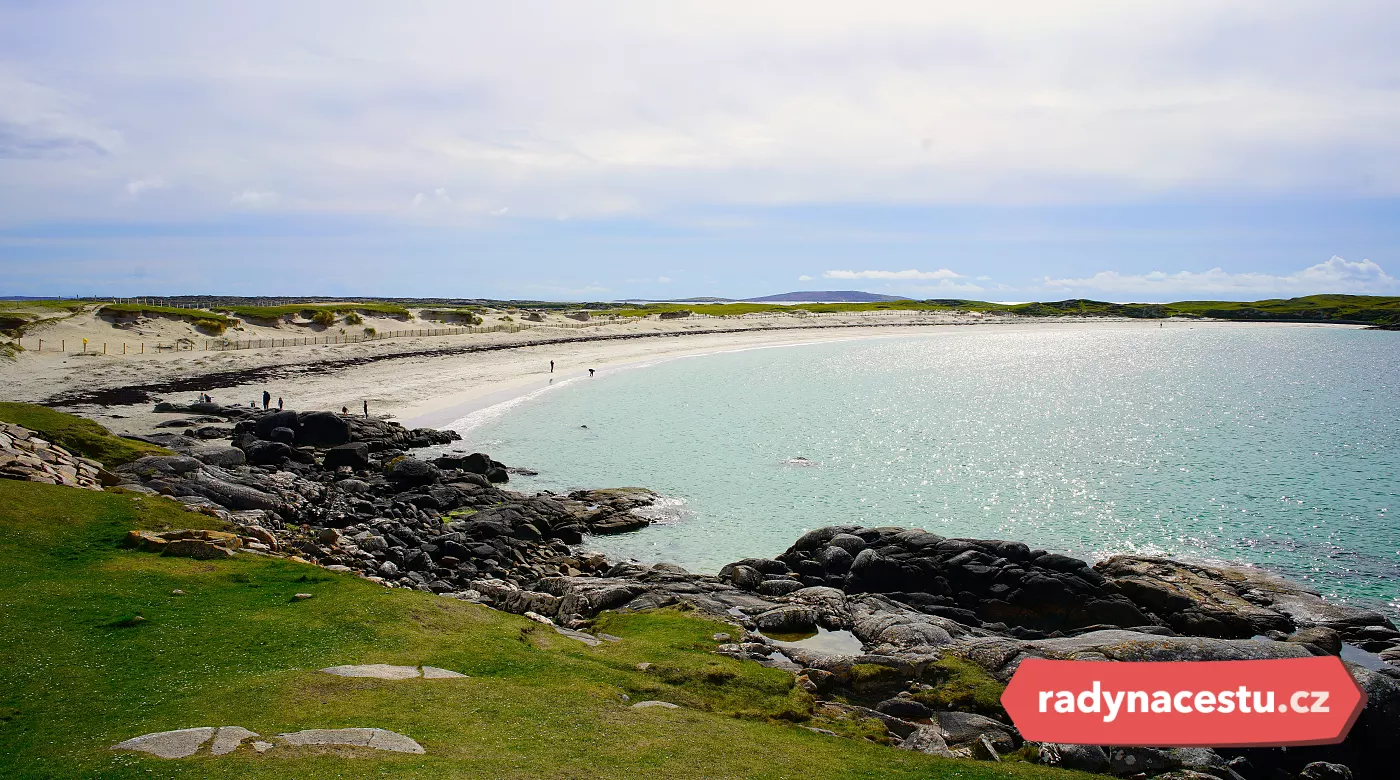 Dog's Bay Beach je ideální na procházku, kterou milují místní lidé