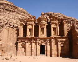 Perla nabatejské historie - Petra