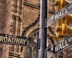 Wall Street nebo Broadway...