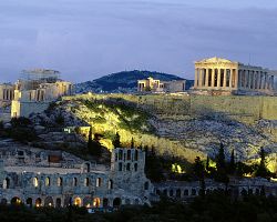 Osvětlená aténská Akropole