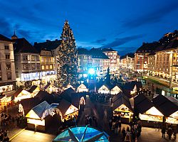 Vánoční trhy na hlavním náměstí