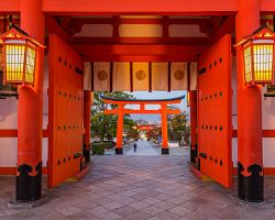 Vstupní brána do Fušimi Inari