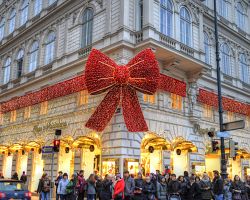 Vánoční výzdoba v ulicích Vídně
