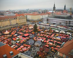 Drážďanský Striezelmarkt je jedním z nejstarších vánočních trhů v Německu.