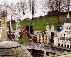 Londýnské oko a Big Ben v Legolandu