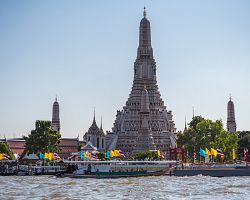 Monumentální chrám Wat Arun v Bangkoku