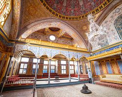 Interiér paláce Topkapi vám vyrazí dech…