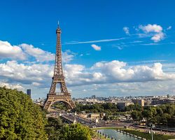 Pařížská dominanta Eiffelova věž