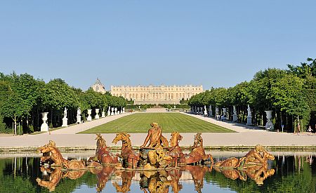 Pohled na Versailles a zahrady