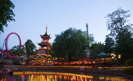 Tivoli, oblíbený zábavní park v centru Kodaně
