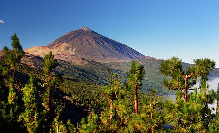 Národní park Las Cañadas del Teide s nejvyšší horou Španělska Pico del Teide na ostrově Tenerife