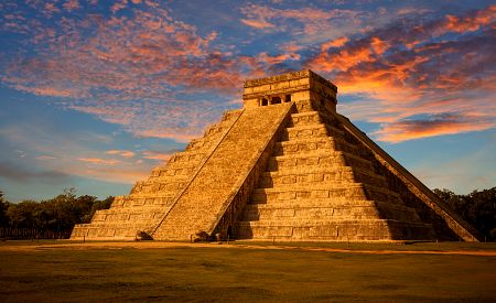 Skrytá perla Yucatánu – mystická Kukulkánova pyramida v Chichen Itzá
