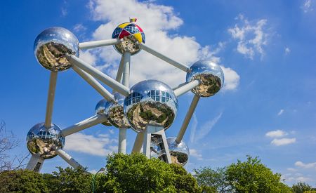 Atomium je jednou z hlavních dominant Bruselu