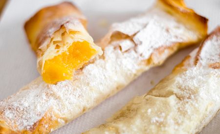 Vynikající sladký dezert Travesseiros – pochoutka ze Sintry