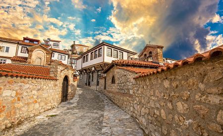 Spletité uličky města Ohrid protkané historií…
