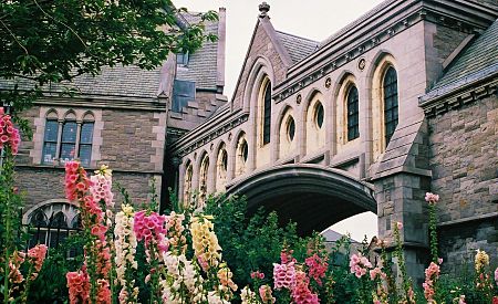 Katedrála církve Kristovy – jedna ze známých protestantských katedrál v Dublinu