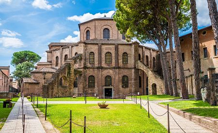 Byzantská bazilika San Vitale v Ravenně v Itálii