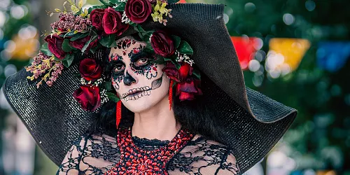 Feriados aneb Kostarické svátky a festivaly: Día de los Muertos, fiesta panny Marie mořské a spousta dalších