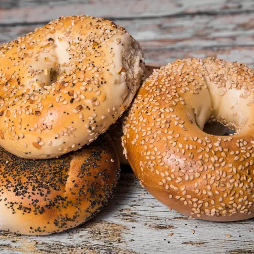Ochutnávka původního hot dogu či bagelu