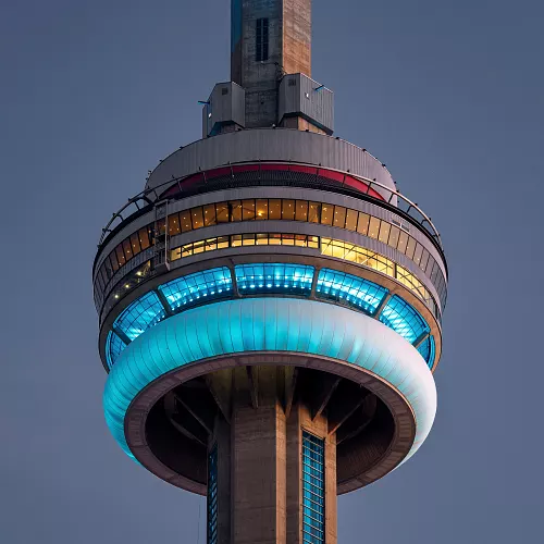 Oběd či večeře na CN Tower