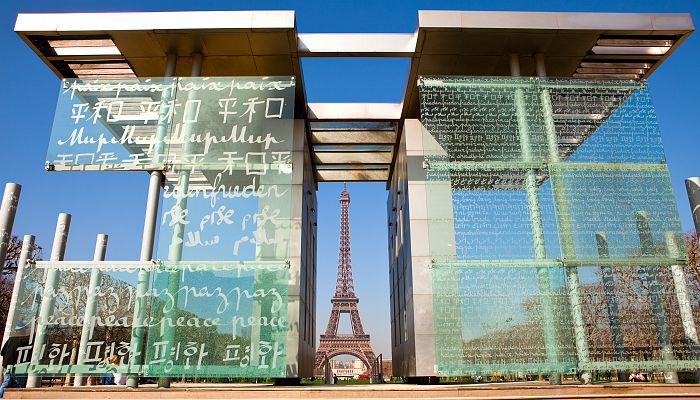 Paříž pro milovníky vojenské historie + OSLAVY DOBYTÍ BASTILLY