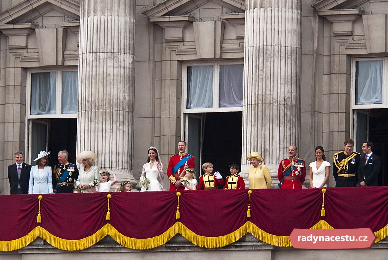 Slavný balkon, kde je možné zahlédnout i královskou rodinu