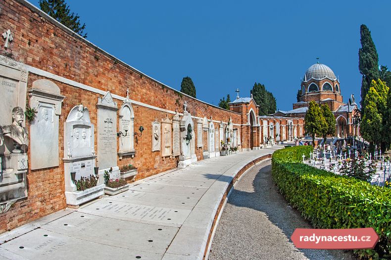 Jedná se o jediný hřbitov v Benátkách