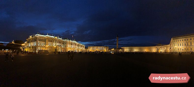 Večerní Zimní palác