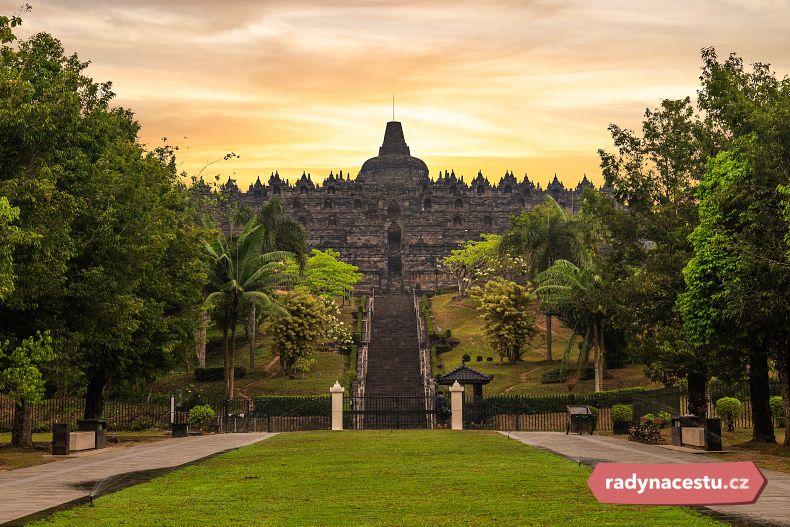 Úchvatný chrám Borobudur
