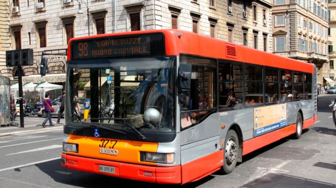 Autobus v Římě