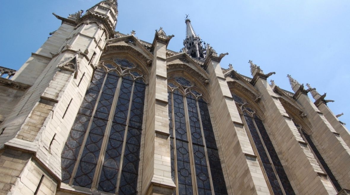 Sainte Chapelle je opravdovým klenotem gotické architektury.