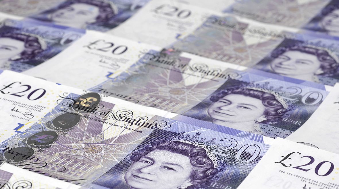 Nové bankovky z Bank of England