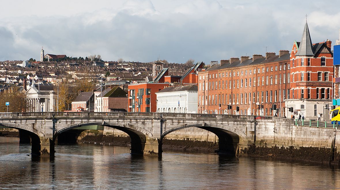 Město Cork leží na řece Lee