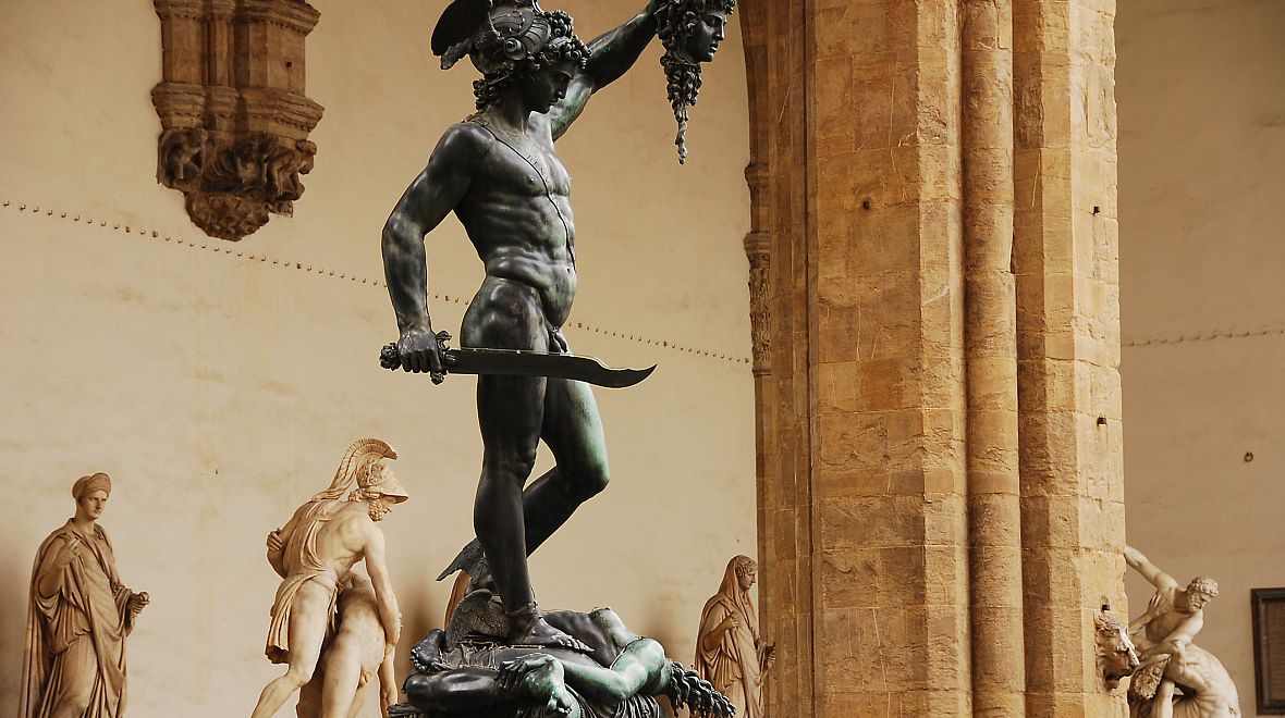Perseus s hlavou Medúzy - socha Benvenuta Celliniho